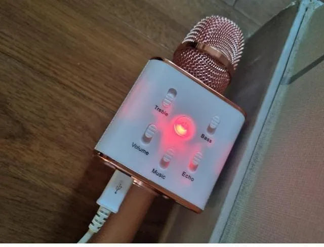 Bluetooth mini Mic with Speaker for Home and party use