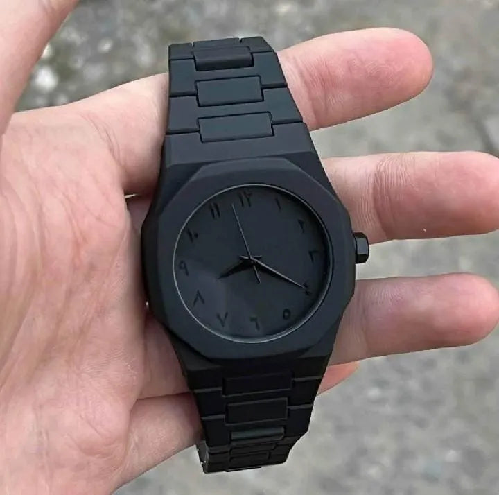 Men's water Resistant Quartz watch with Textured Rubber strape