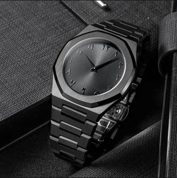 Men's water Resistant Quartz watch with Textured Rubber strape