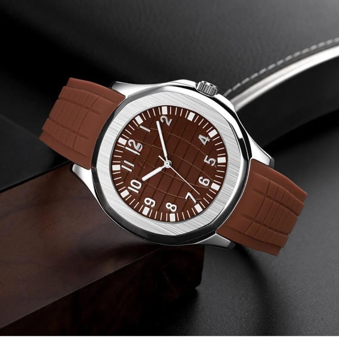 Men's water Resistant Quartz watch with Textured Rubber strape